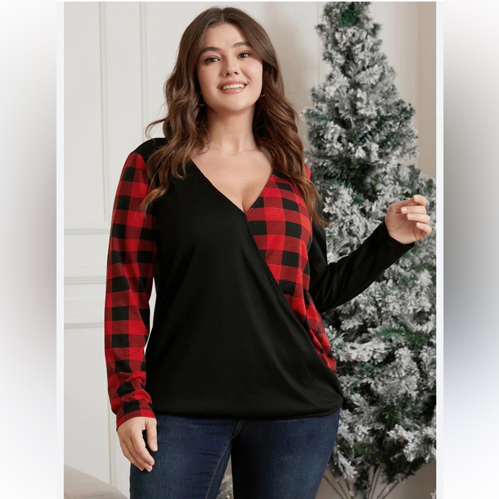 Black and Red Plaid Color Block V Neck Long Sleeve T-shirt - 2XL - NWOT